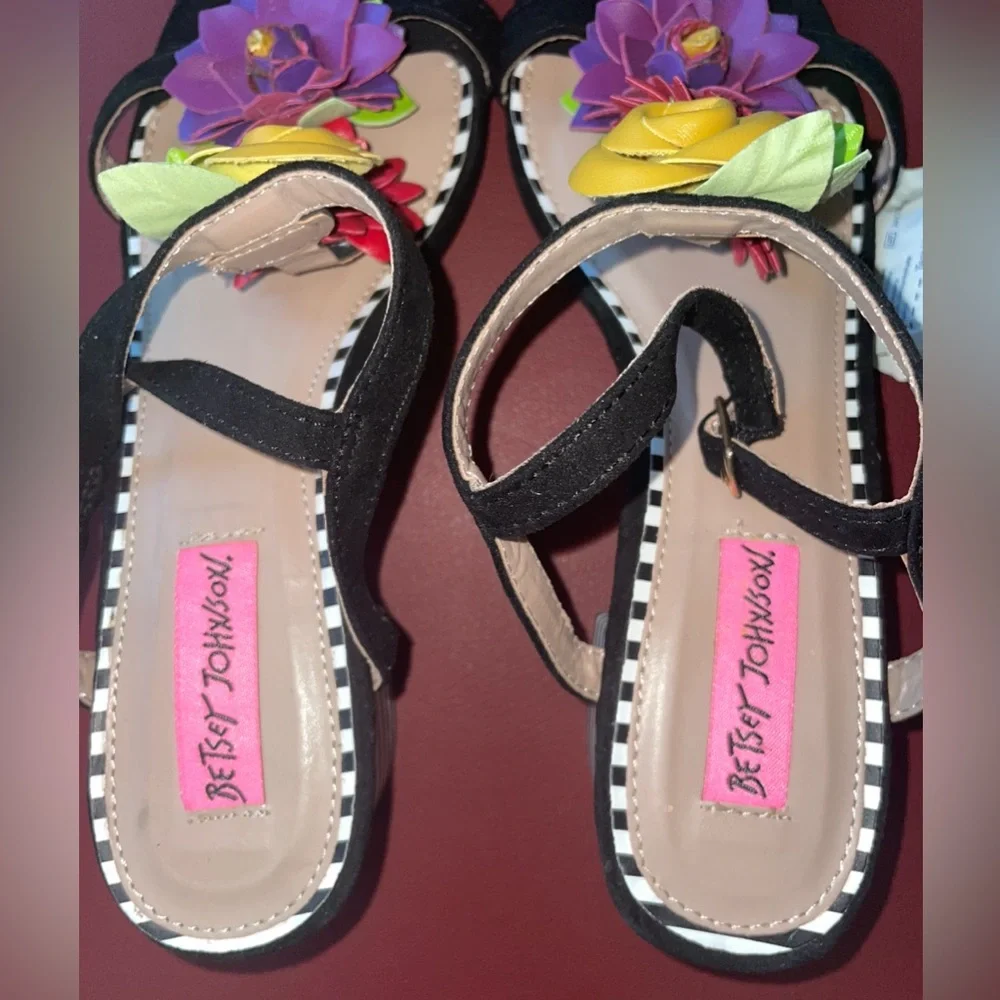 Betsey Johnson Black Sandals with Colorful Floral Accents - Picture 2 of 12